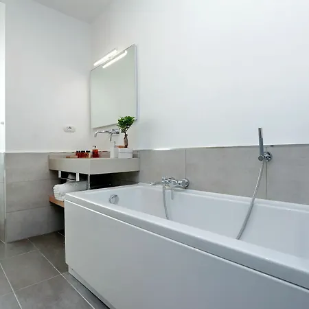 Relais Servio Tullio 3*